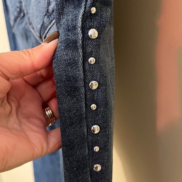 INC International Concepts Distressed Studded Skinny Leg Regular Fit Jeans Sz 6 - Picture 3 of 7